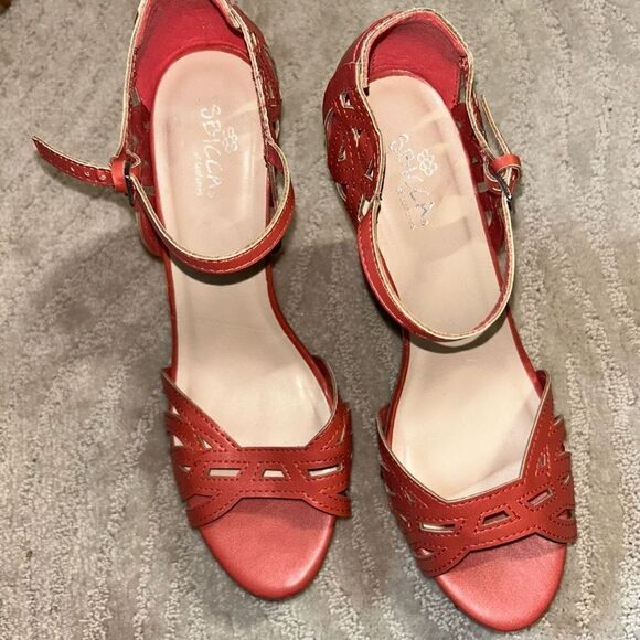 Sbicca Orange Strappy Wedge Heels - Picture 5 of 6